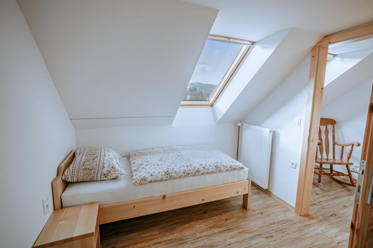 Apartments Cenda Zelezniki 外观 照片